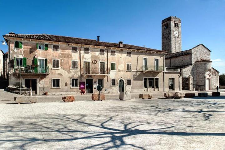 La Grande Casa Valpolicella Bed & Breakfast ซานตัมบรอโจ ดิ วัลโปลีเชลลา ภายนอก รูปภาพ